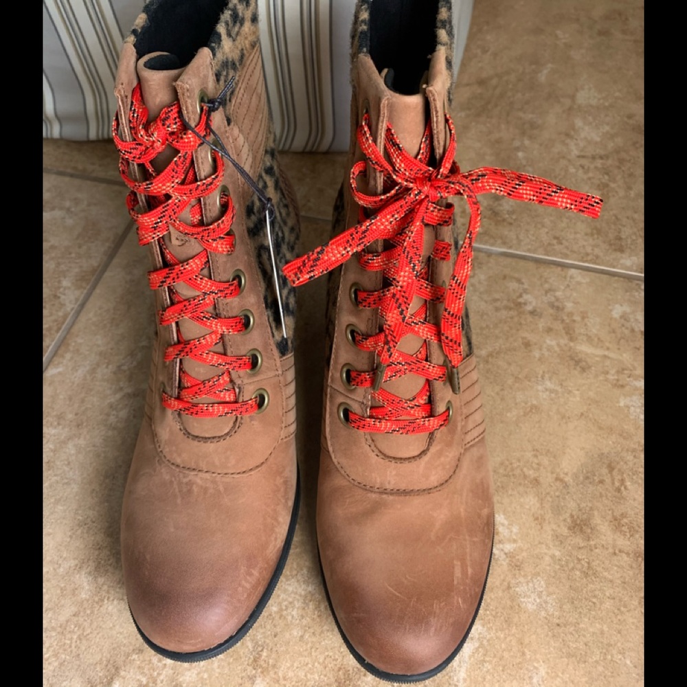 ‼️LAST ONE‼️Sorel Lexie wedge boots - Picture 5 of 7